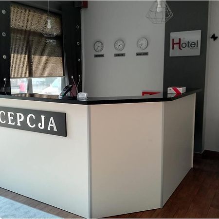 Hotel Келце Екстериор снимка