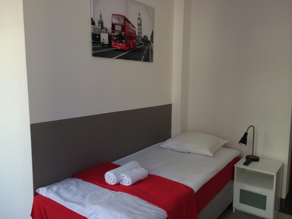 Hotel Келце Стая снимка