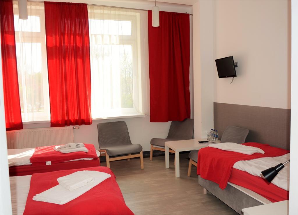 Hotel Келце Екстериор снимка