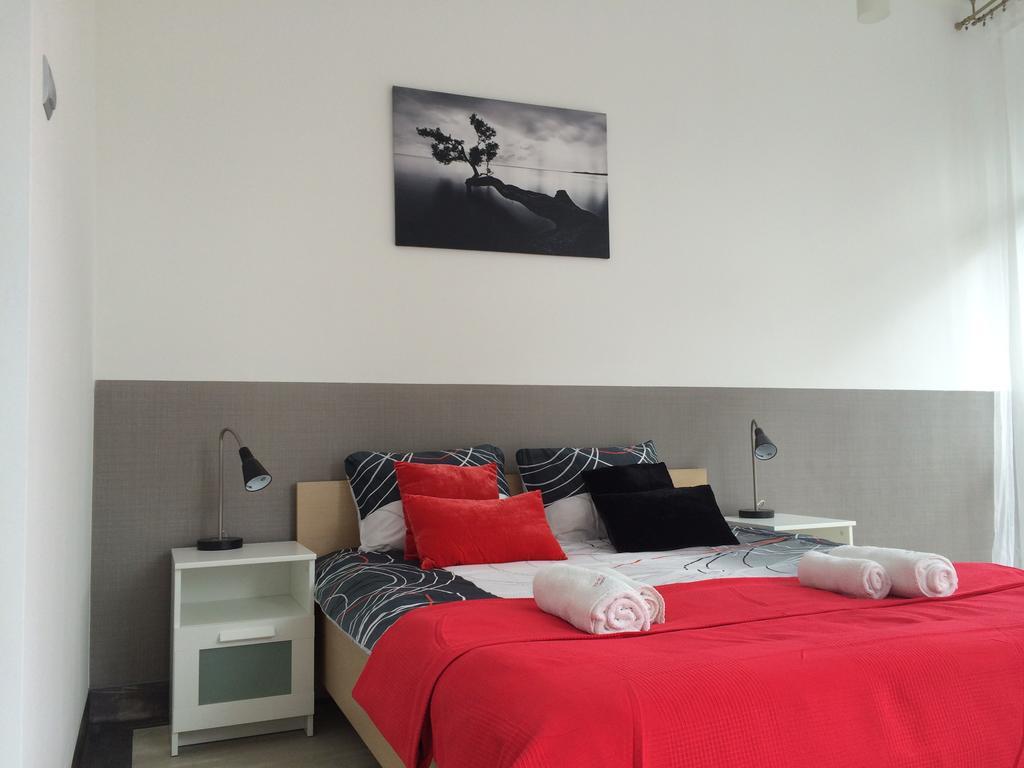 Hotel Келце Екстериор снимка